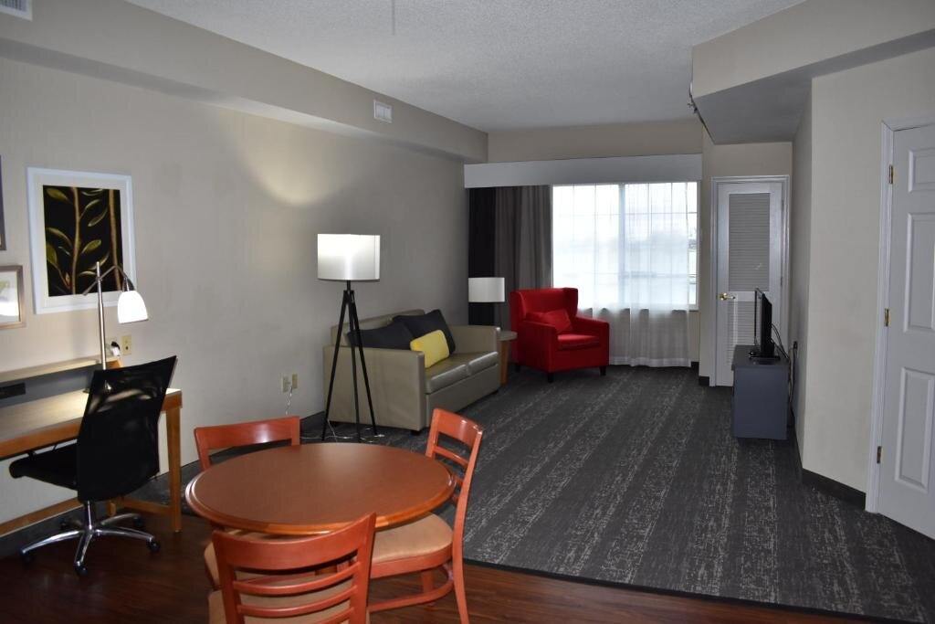 Люкс Country Inn & Suites by Radisson, Hagerstown, MD