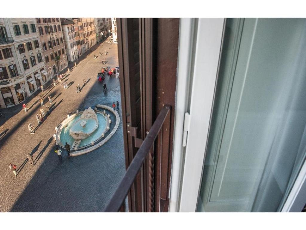 Полулюкс с красивым видом из окна Royal Suite Trinità Dei Monti