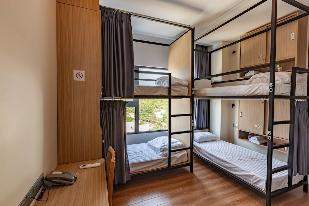 Cama en dormitorio compartido (dormitorio compartido femenino) An Phu Hotel