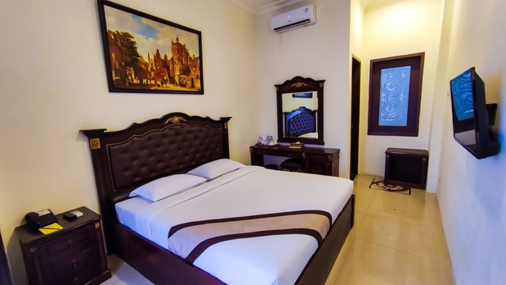 Двухместный номер Deluxe The Grand Palace Hotel Malang