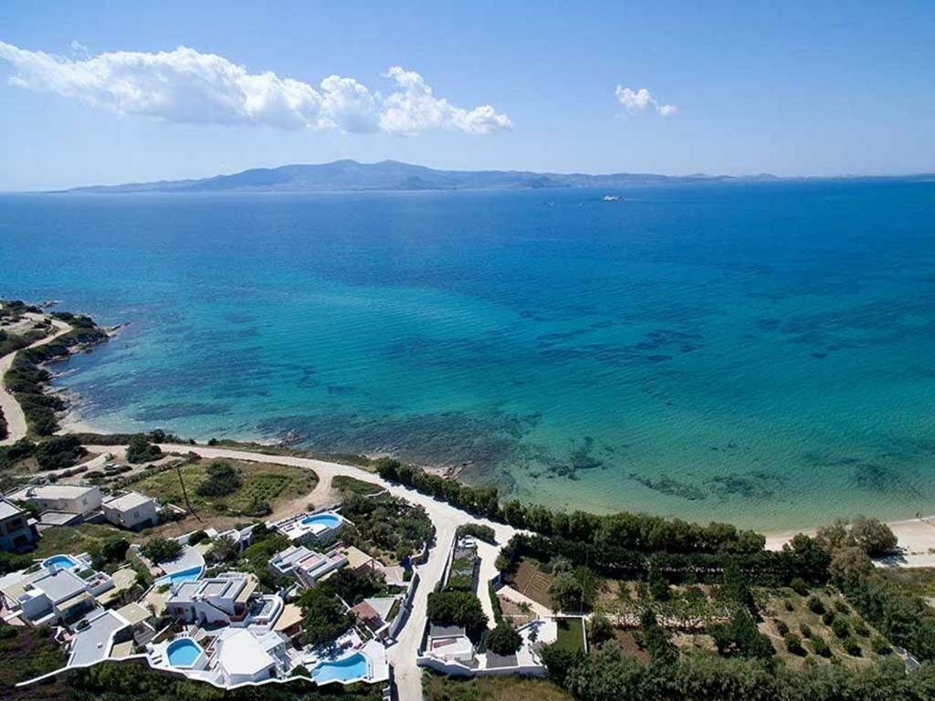 Suite Villa Paradise in Naxos