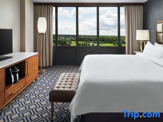 Suite 2 dormitorios con balcón Hilton Chicago/Oak Brook Hills Resort & Conference Center