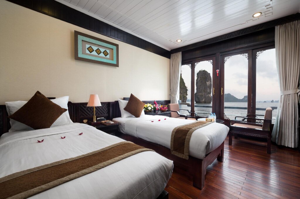 Suite with ocean view Halong Glory Legend Cruise