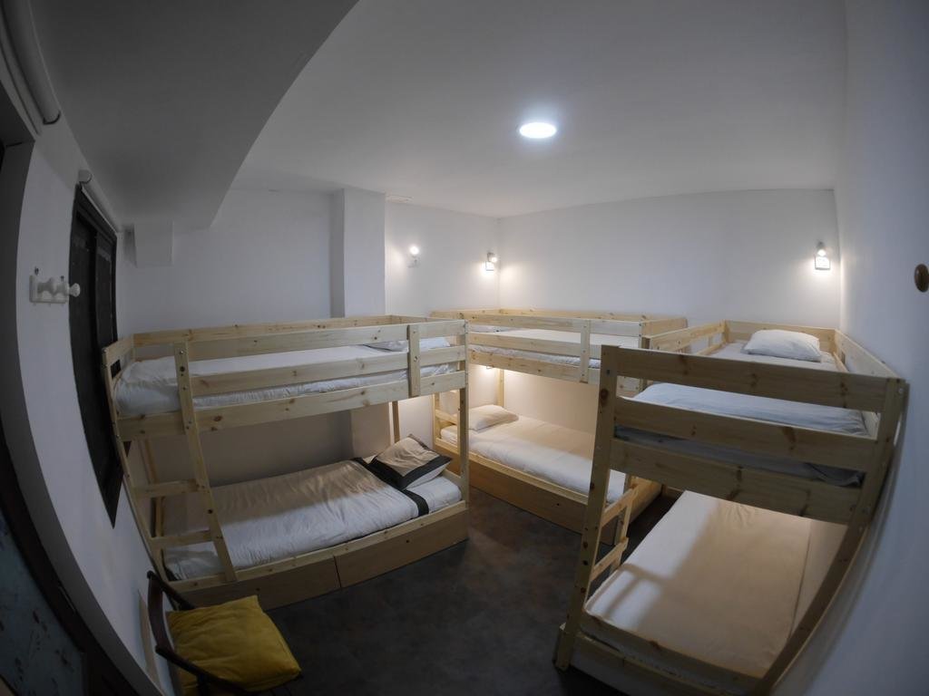 Кровать в общем номере Drago Hostel