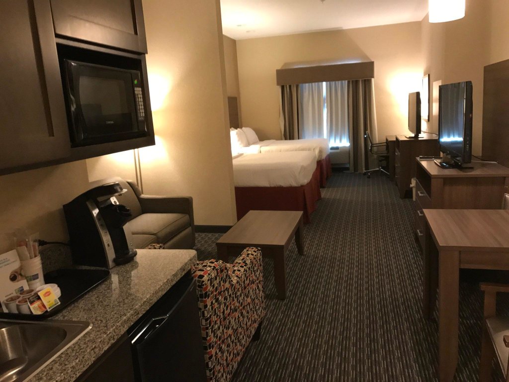 Standard Doppel Zimmer Holiday Inn Express & Suites Fredericksburg, an IHG Hotel