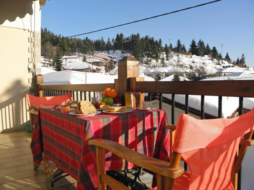 Standard Double room with mountain view Guesthouse Theodorou