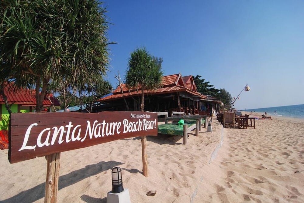 Номер Standard с балконом и beachfront Nature Beach Resort, Koh Lanta