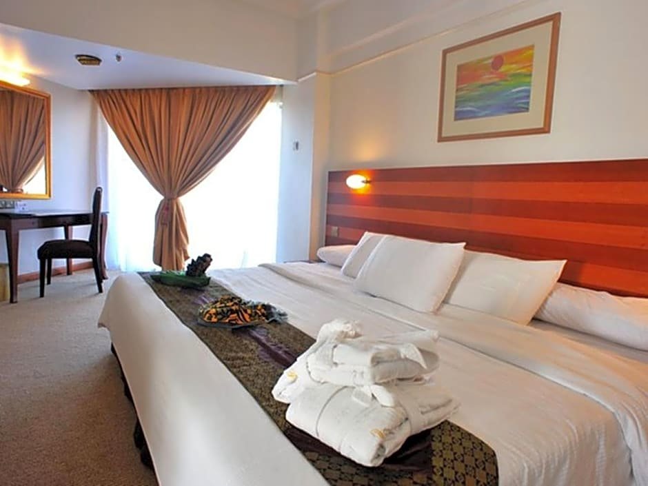 Executive Suite Primula Beach Hotel