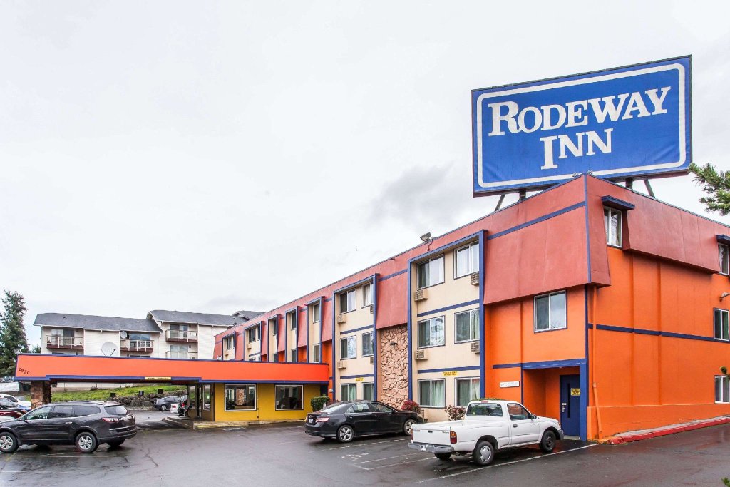 Четырёхместный номер Standard Rodeway Inn Seatac