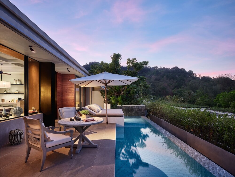 2 Bedrooms Standard room with partial ocean view Rosewood Phuket - SHA Plus