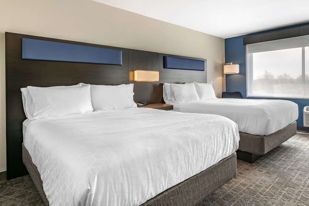 Standard quadruple chambre Holiday Inn Express & Suites Lancaster - Mount Joy, an IHG Hotel