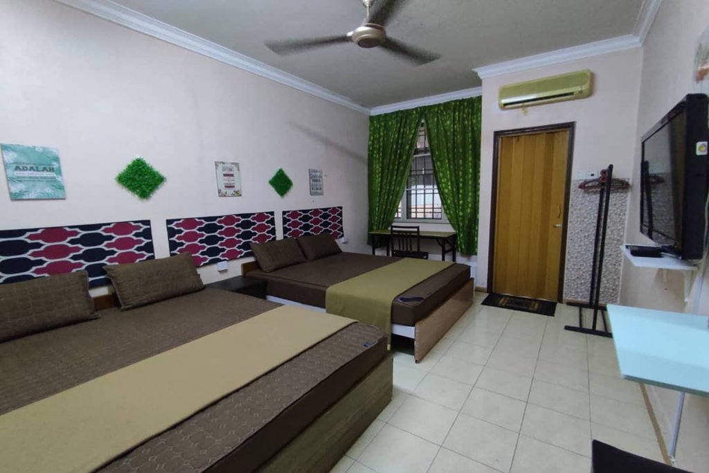 Standard famille chambre Hotel Sri Bahau