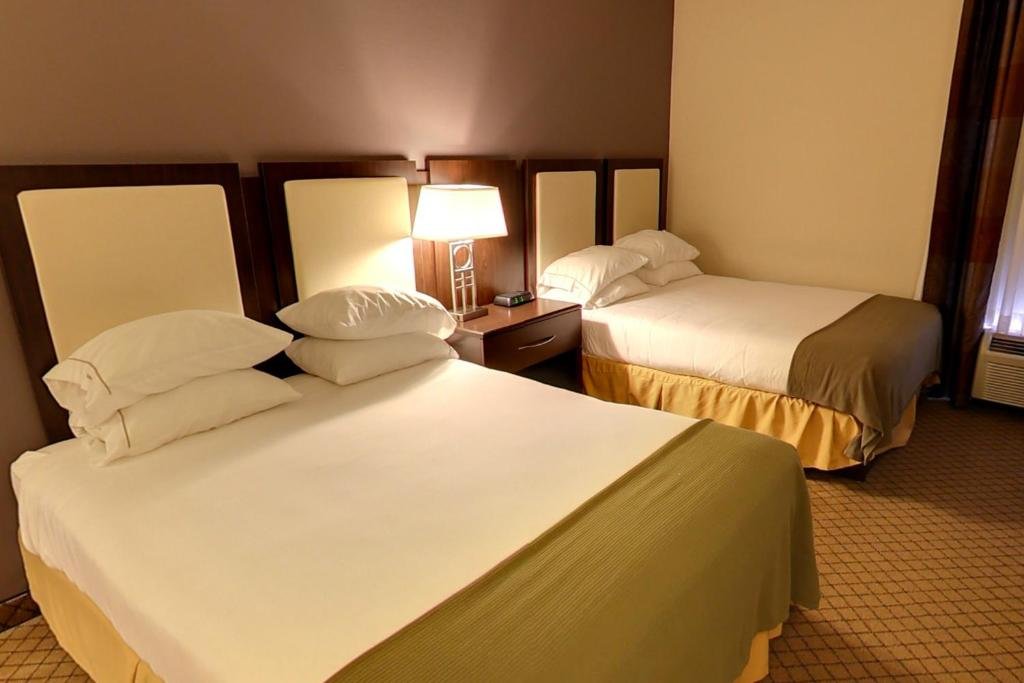 Двухместный номер Standard Holiday Inn Express Hotel & Suites Blythewood, an IHG Hotel