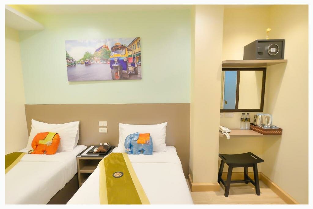 Standard Double room 4M Pratunam Hotel