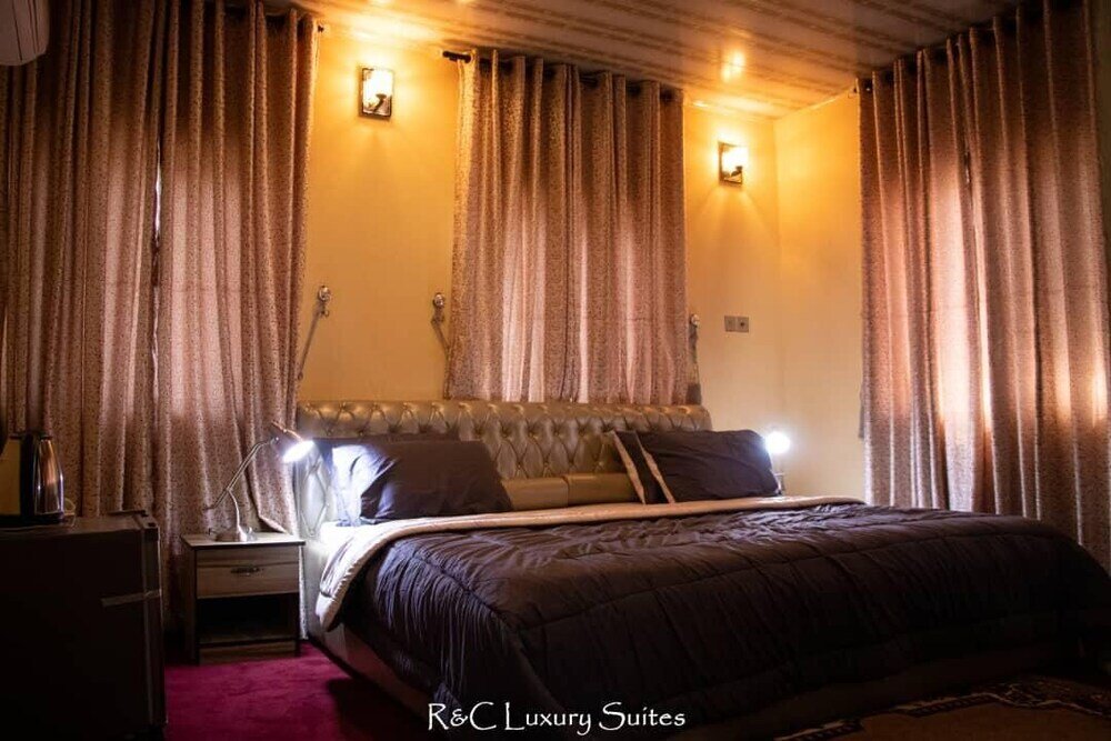 Superior Suite Ralph and Comfort Luxury Suites