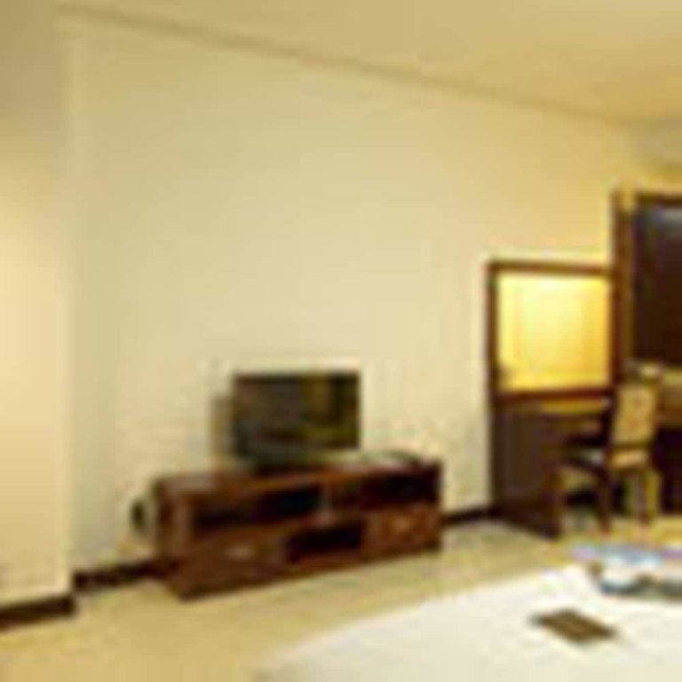 Superior room Da Nang Han River Hotel