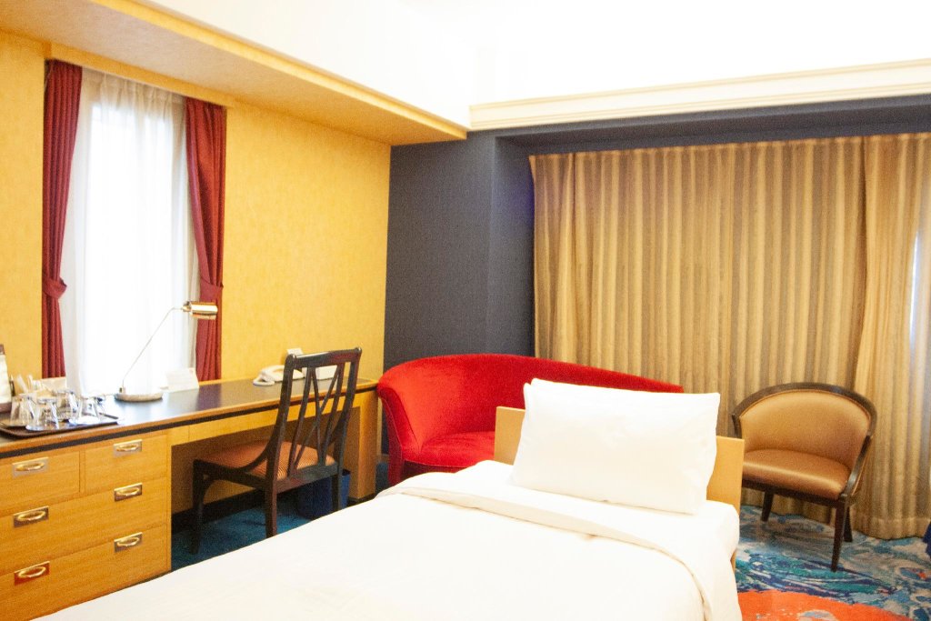 Четырёхместный номер Superior Hotel New Otani Makuhari