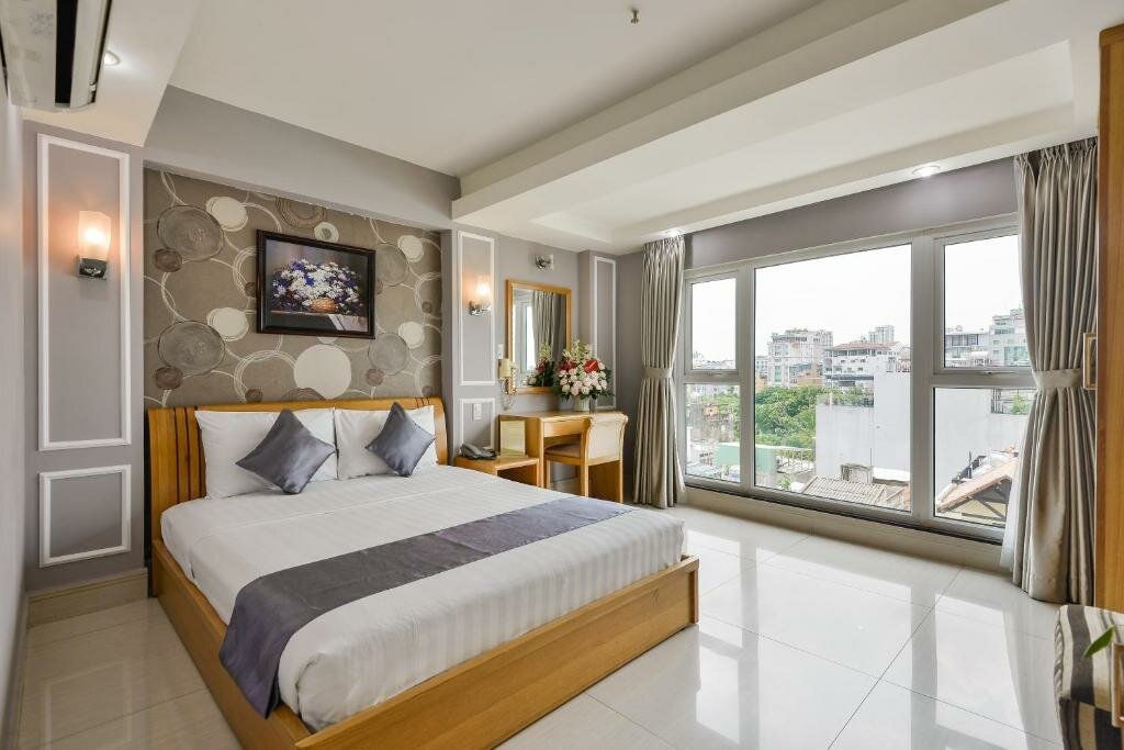 Deluxe Double room with city view Lucky Star Hotel 146 Nguyen Trai