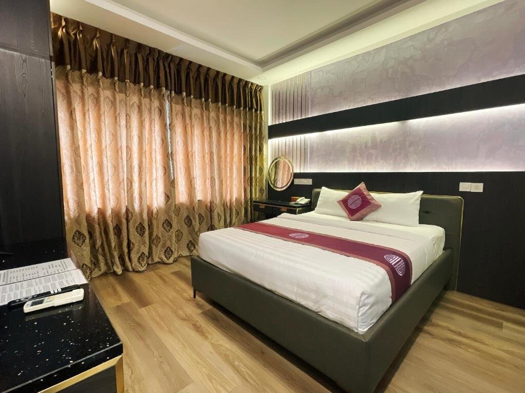 Полулюкс Indochine Ben Thanh Hotel & Apartments