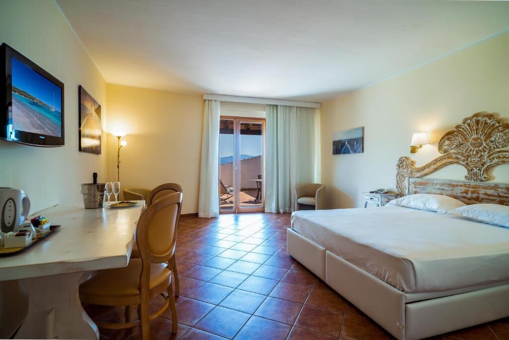 Полулюкс Hotel dP Olbia - Sardinia