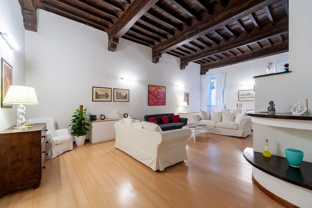 Apartment Rental in Rome Bramante Luxury