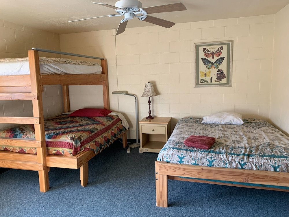Bed in Dorm Ashland Commons Hostel