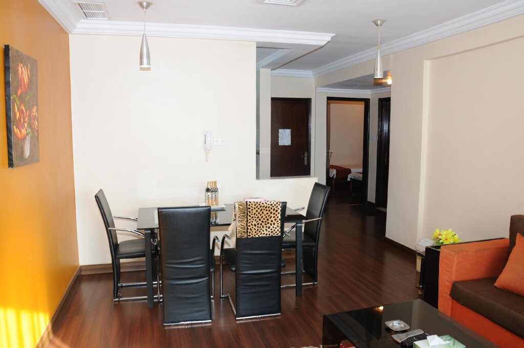 Deluxe Apartment Arinza Tower Quality Suites