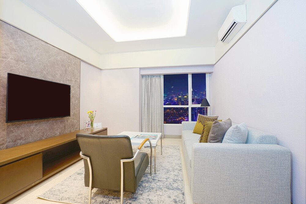 3 Bedrooms Deluxe Suite Somerset Berlian Jakarta