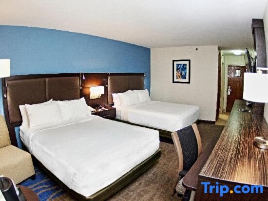 Двухместный номер Standard с видом на закат Holiday Inn Mayaguez & Tropical Casino, an IHG Hotel