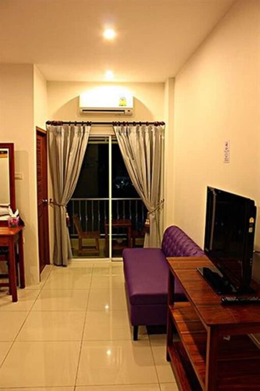 Deluxe Triple room with balcony Smile Hua-Hin Resort - SHA Plus