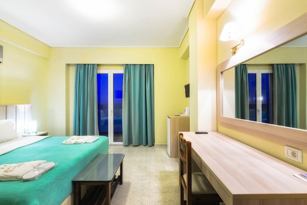 Standard Zimmer mit Balkon und mit eingeschränktem Meerblick Iakinthos, Tsilivi Beach