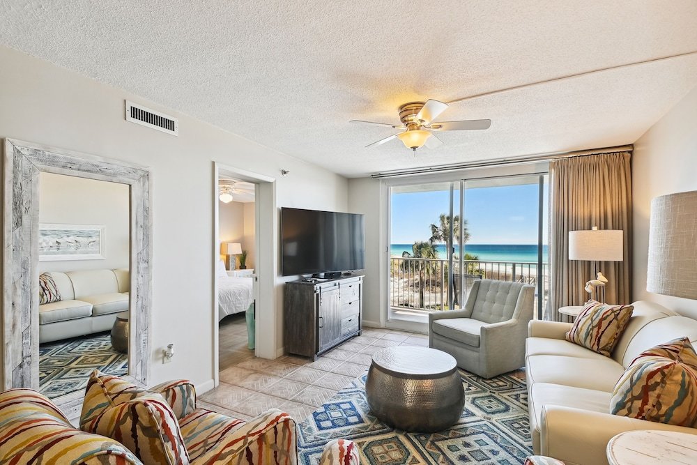 Camera Standard Destin On The Gulf 304 2 Bedroom Condo by Redawning