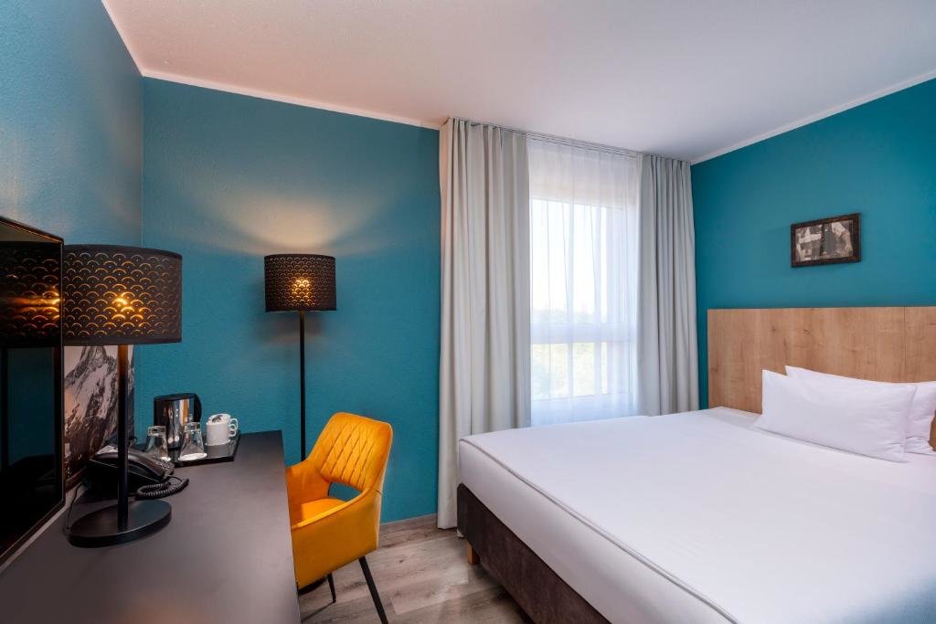 Standard Doppel Zimmer Mercure Hotel Muenchen Neuperlach Sued