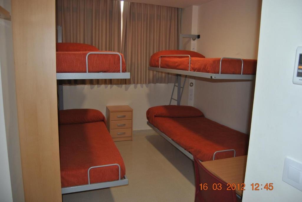 Standard triple chambre Albergue Inturjoven Jerez de la Frontera - Hostel