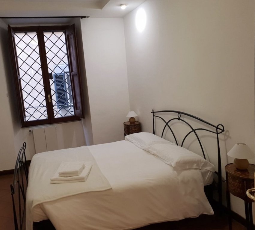 Апартаменты Campo De’ Fiori Prestige Rooms