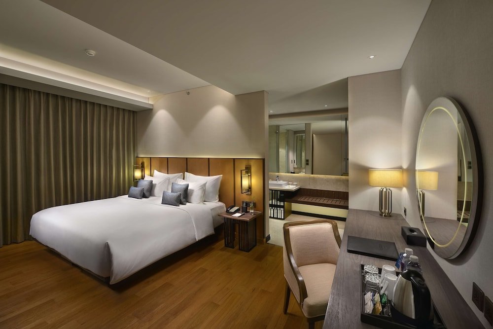Deluxe Doppel Zimmer mit Balkon und mit Gartenblick Golden Tulip Holland Resort Batu