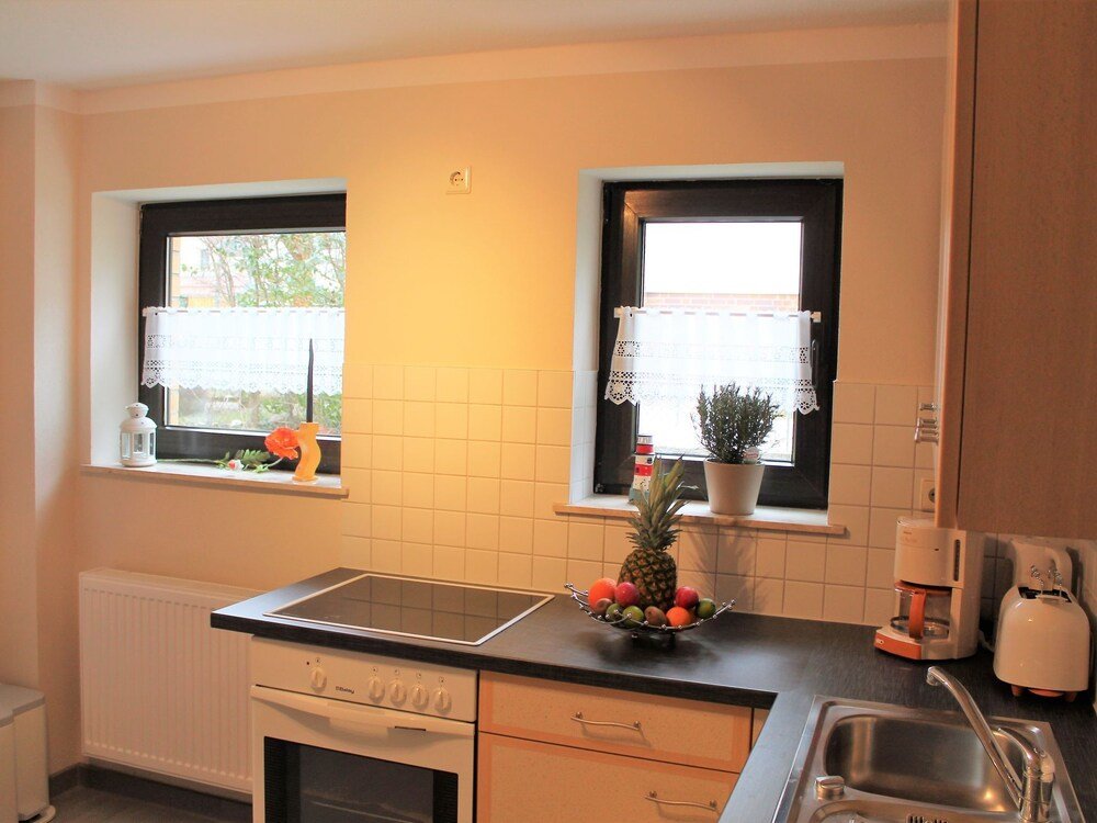 Appartement Modern Apartment in Nienhagen With Terrace, Garden, Barbecue