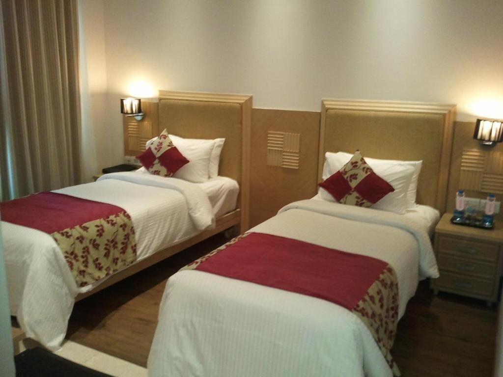 Номер Deluxe Royal Orchid Central, Shimoga