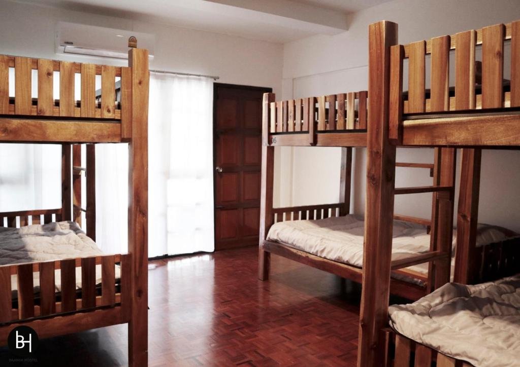 Кровать в общем номере BAAN64 Hostel