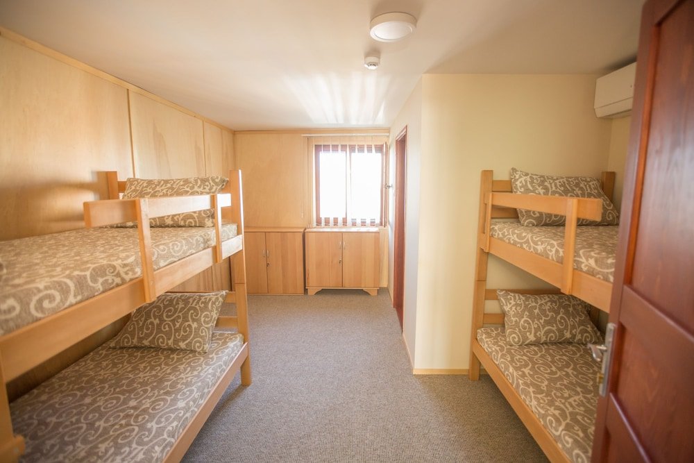 Кровать в общем номере Green House Hostel