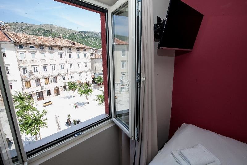 Standard Single room with city view Bura 45 Boutique Hotel