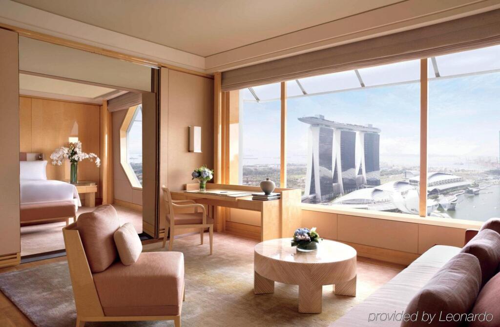 The Ritz-Carlton, Millenia Singapore