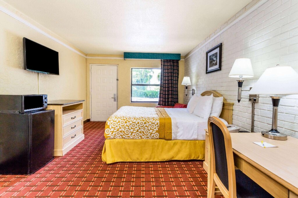 Двухместный номер Standard Quality Inn & Suites Altamonte Springs Orlando-North