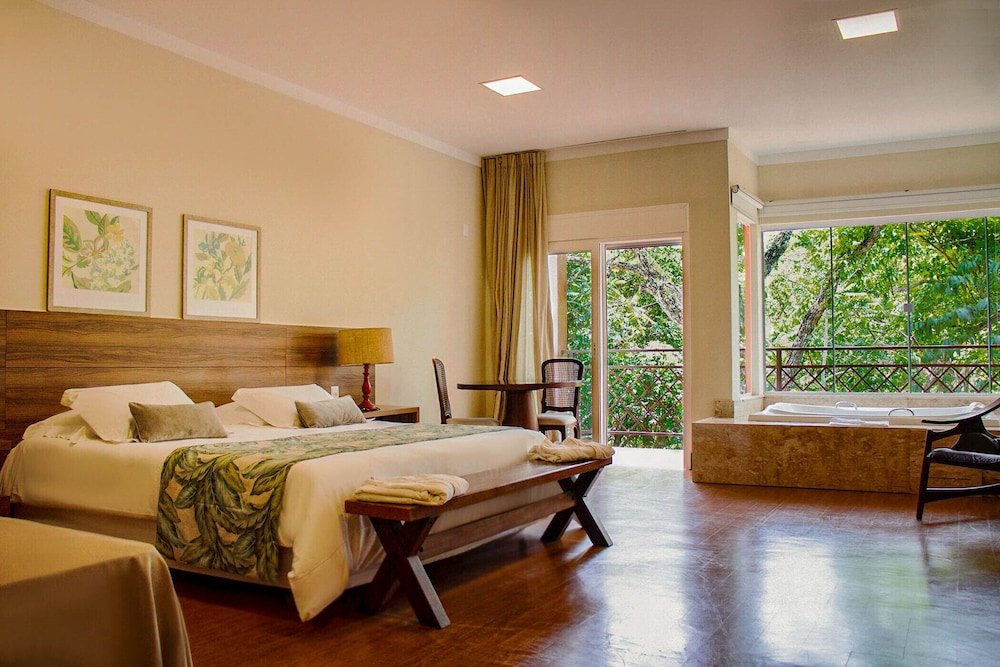Deluxe Doppel Zimmer 3 Zimmer mit Blick auf den Park Pousada Casa da Quineira
