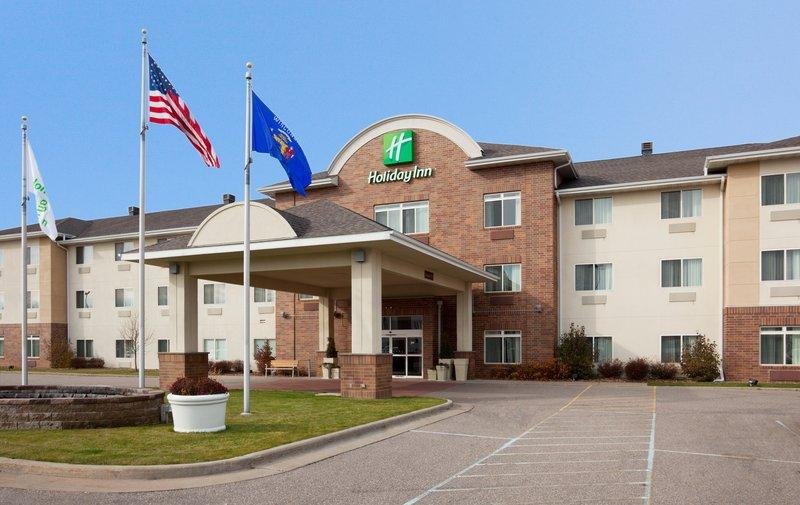 Suite Holiday Inn Conference Center Marshfield, an IHG Hotel
