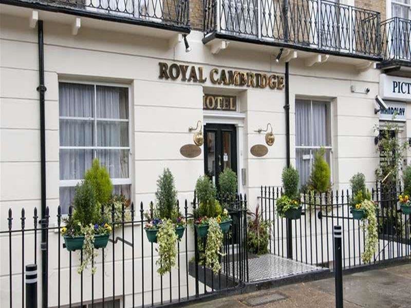 Семейный номер Standard Royal Cambridge Hotel