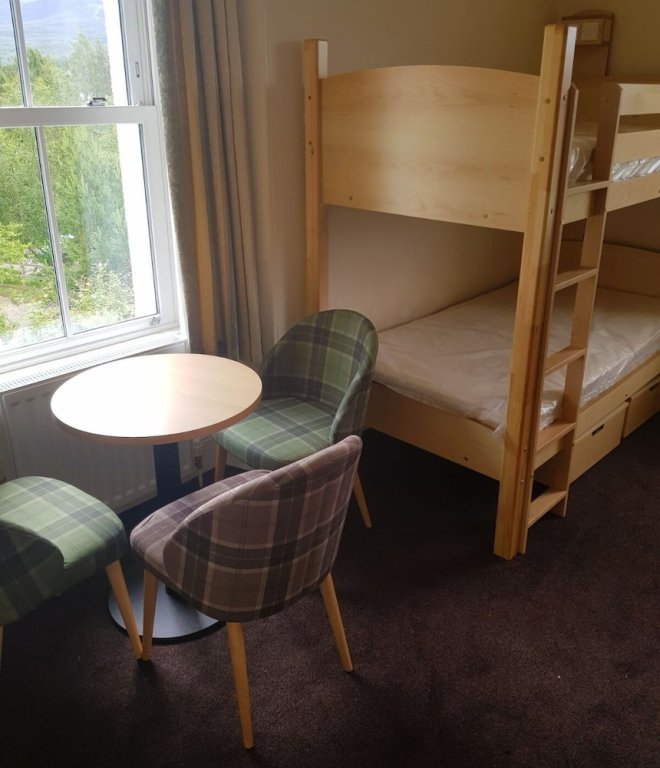 Кровать в общем номере (мужской номер) Cairngorm Lodge Youth Hostel