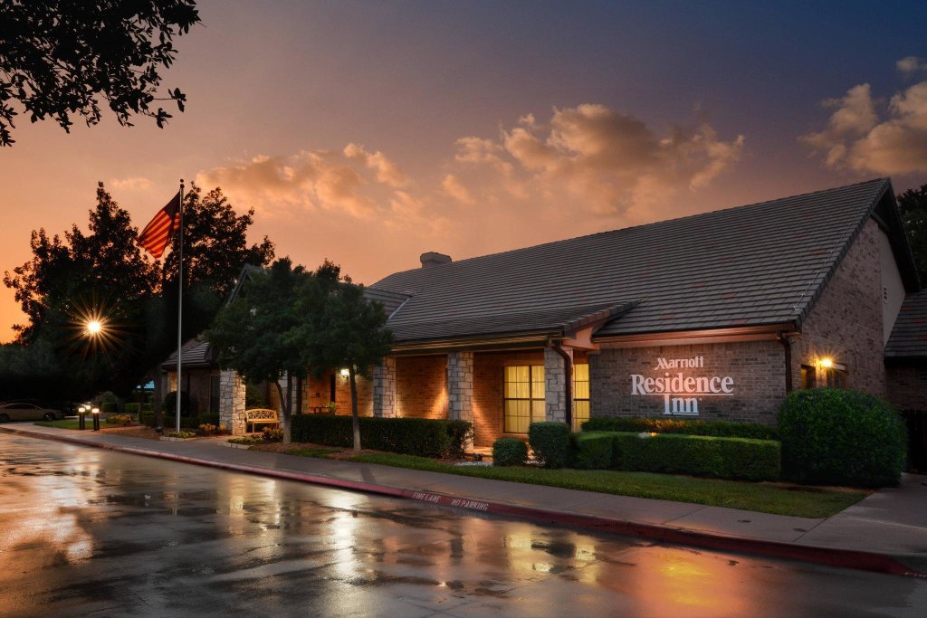Номер Standard Residence Inn by Marriott Dallas Plano/Legacy