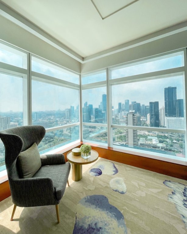 Standard Double Club room with city view The Ritz-Carlton Jakarta, Pacific Place