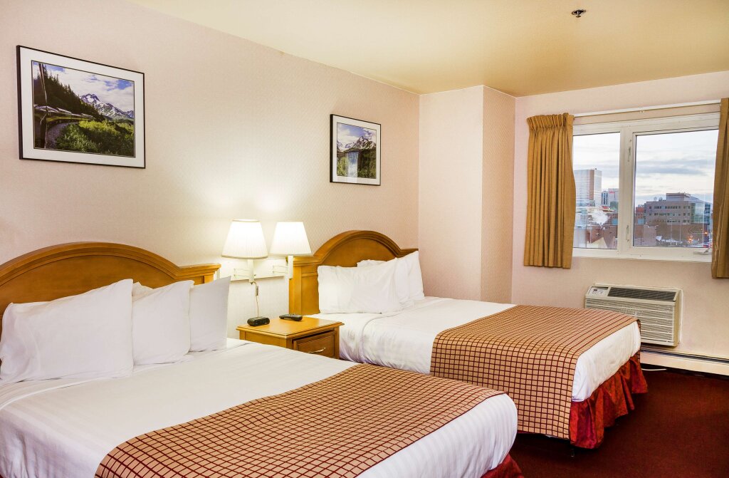 Четырёхместный номер Standard GuestHouse Inn & Suites Anchorage Inn